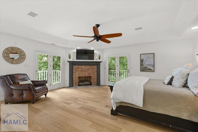 154 Sayle Lane, Richmond Hill, GA 31324