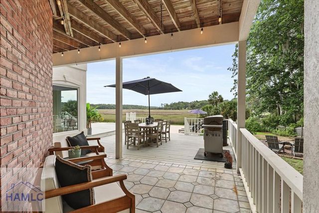 154 Sayle Lane, Richmond Hill, GA 31324