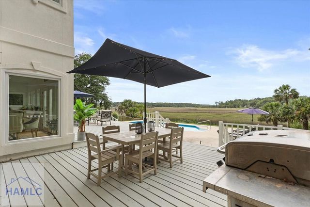 154 Sayle Lane, Richmond Hill, GA 31324