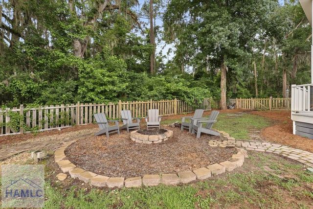 154 Sayle Lane, Richmond Hill, GA 31324