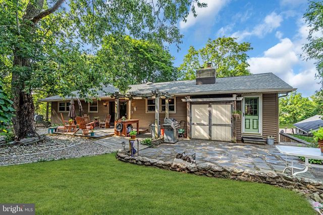 19 W ILLINOIS AVE, Absecon, NJ 08201