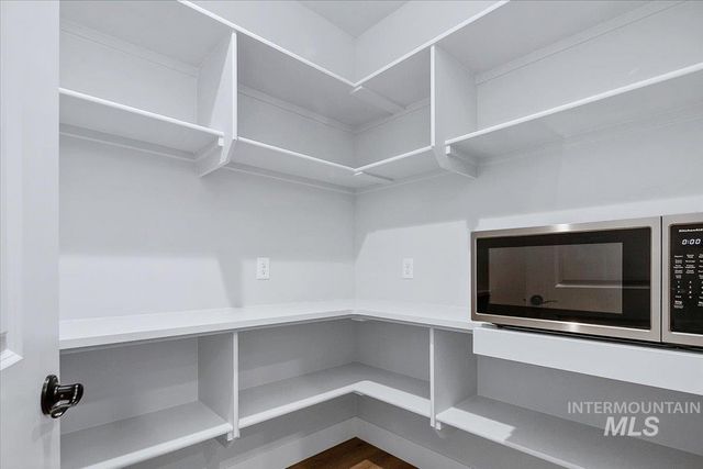 12277 W Cobalt Lake Dr, Star, ID 83669