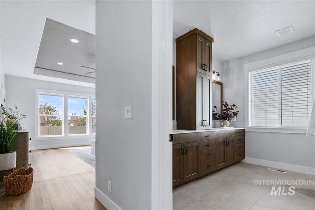 12277 W Cobalt Lake Dr, Star, ID 83669