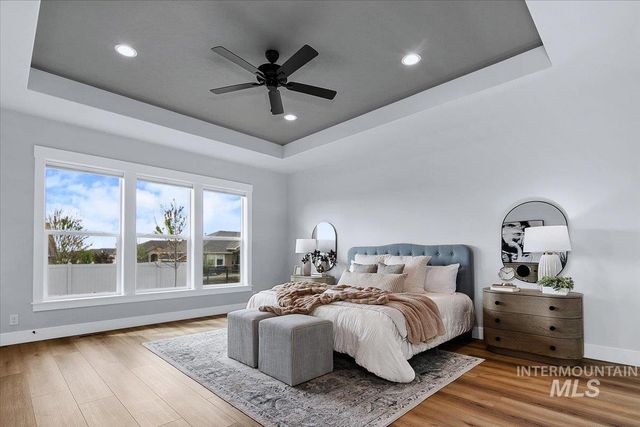 12277 W Cobalt Lake Dr, Star, ID 83669