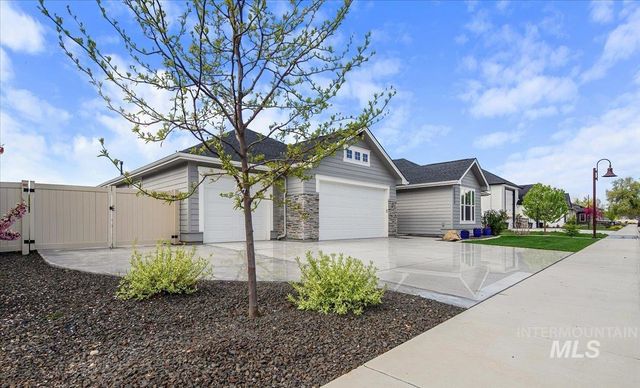 12277 W Cobalt Lake Dr, Star, ID 83669