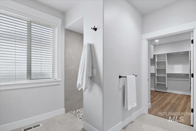 12277 W Cobalt Lake Dr, Star, ID 83669