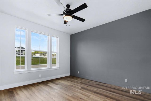 12277 W Cobalt Lake Dr, Star, ID 83669