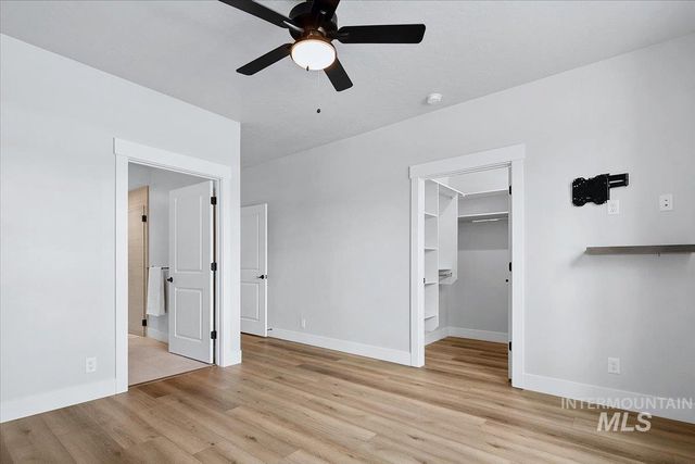 12277 W Cobalt Lake Dr, Star, ID 83669