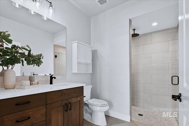 12277 W Cobalt Lake Dr, Star, ID 83669