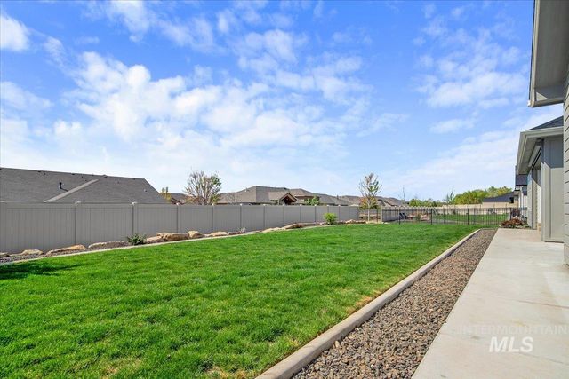 12277 W Cobalt Lake Dr, Star, ID 83669