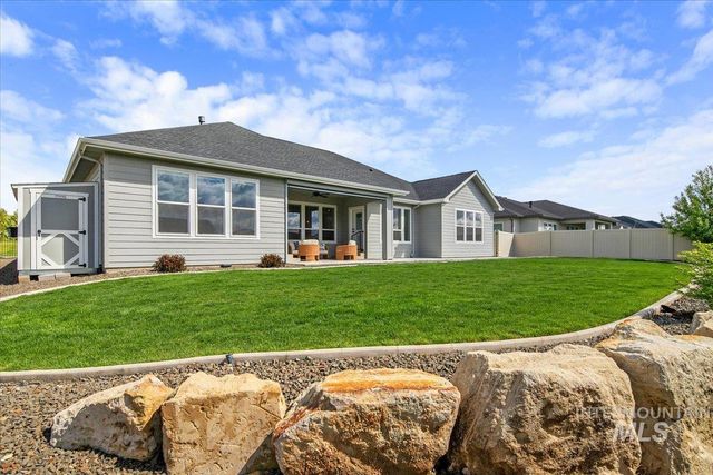 12277 W Cobalt Lake Dr, Star, ID 83669