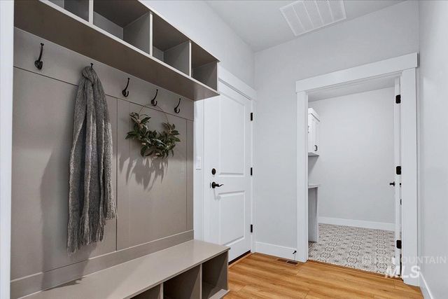 12277 W Cobalt Lake Dr, Star, ID 83669