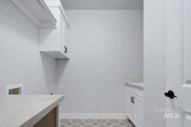 12277 W Cobalt Lake Dr, Star, ID 83669