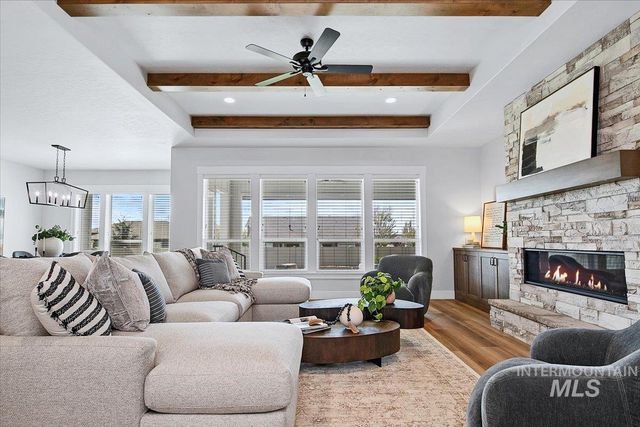 12277 W Cobalt Lake Dr, Star, ID 83669