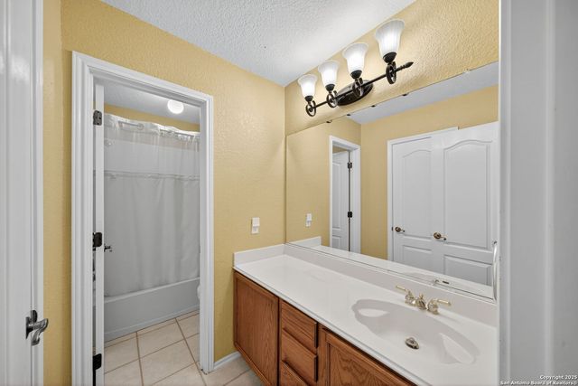 4509 Grand Forest Dr., Schertz, TX 78154