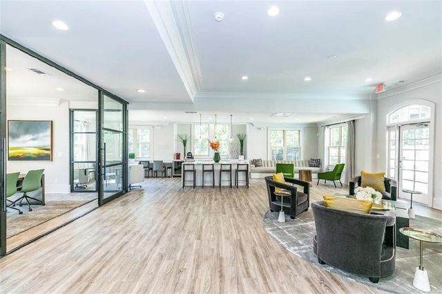 1401 W Paces Ferry Road NW 4307, Atlanta, GA 30327