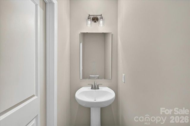 5513 Swaling Street, Charlotte, NC 28217