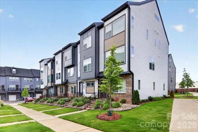 5513 Swaling Street, Charlotte, NC 28217