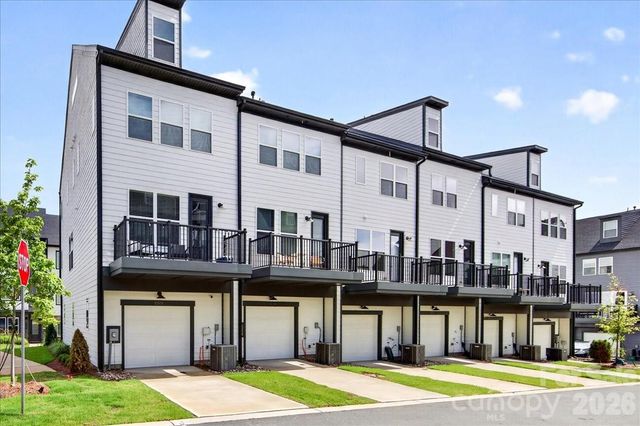 5513 Swaling Street, Charlotte, NC 28217