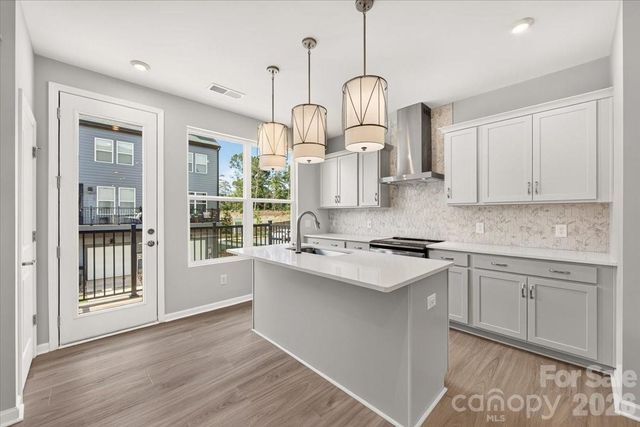 5513 Swaling Street, Charlotte, NC 28217