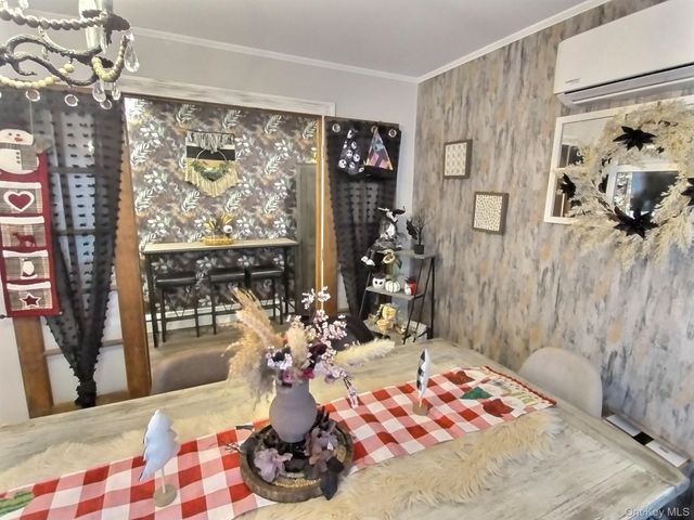 166 Daniel Road N, Massapequa, NY 11758