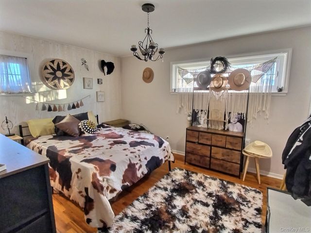 166 Daniel Road N, Massapequa, NY 11758