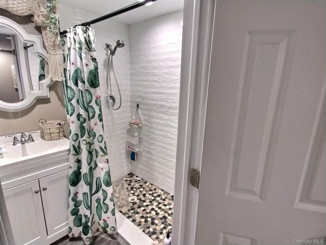 166 Daniel Road N, Massapequa, NY 11758