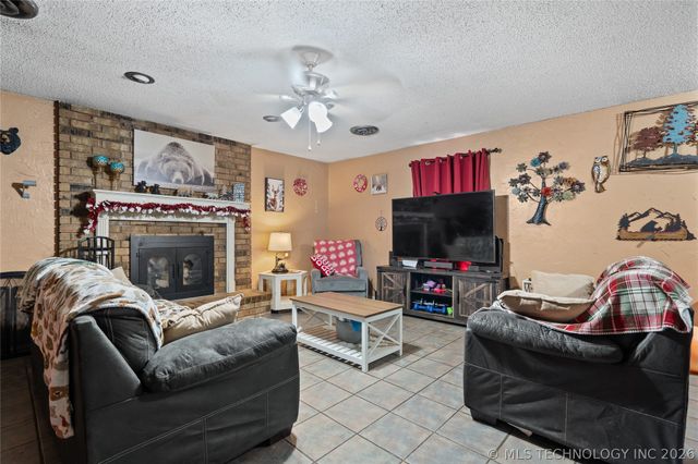 518 Frisco Lane, Ardmore, OK 73401