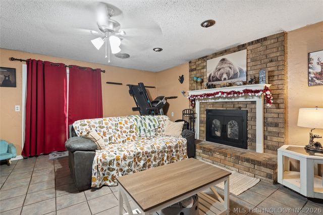 518 Frisco Lane, Ardmore, OK 73401