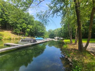 450 Crossing Creek Drive, Belews Creek, NC 27009