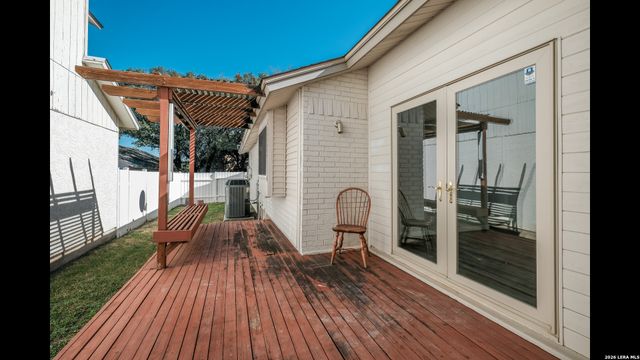 14118 George Rd, San Antonio, TX 78231