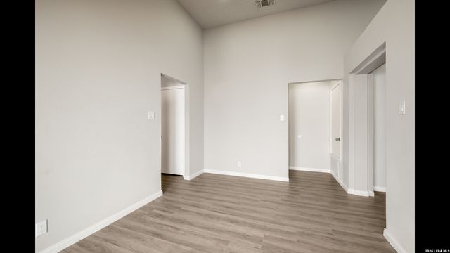 14118 George Rd, San Antonio, TX 78231