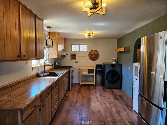 1317 Leisure Lane, Outside Area (inside Ca), CA 93225