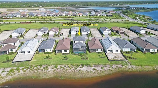 4652 Centaurus CIR, Naples, FL 34120