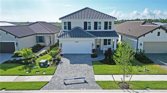 4652 Centaurus CIR, Naples, FL 34120