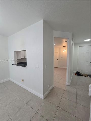 9738 Darlington Place 9738, Cooper City, FL 33328