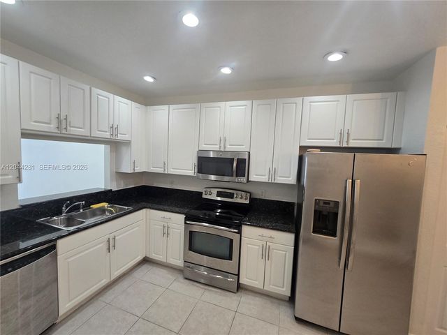 9738 Darlington Place 9738, Cooper City, FL 33328