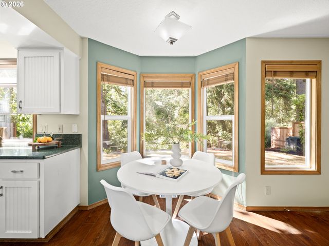 1180 Nw WEYBRIDGE Way, Beaverton, OR 97006