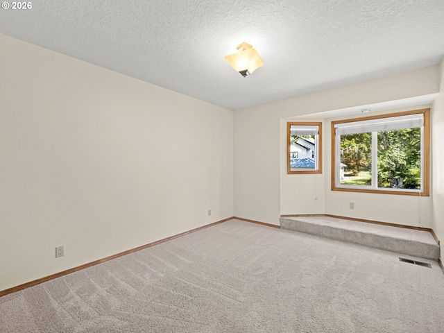 1180 Nw WEYBRIDGE Way, Beaverton, OR 97006