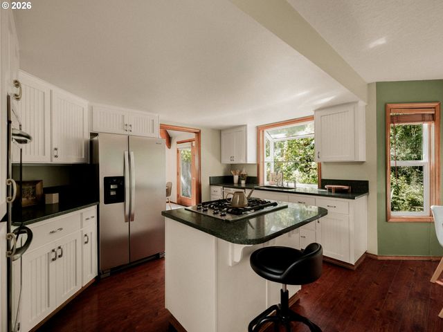 1180 Nw WEYBRIDGE Way, Beaverton, OR 97006