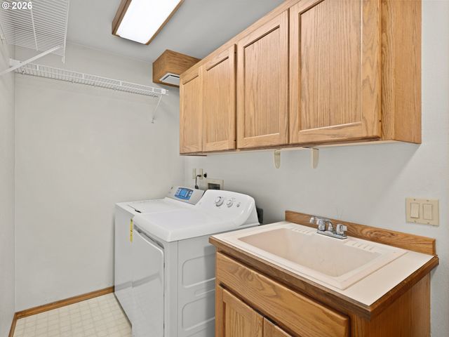 1180 Nw WEYBRIDGE Way, Beaverton, OR 97006