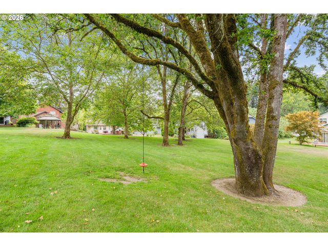 1180 Nw WEYBRIDGE Way, Beaverton, OR 97006