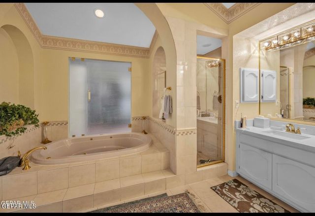 1984 Paseo Granada Ln Lane, El Paso, TX 79936