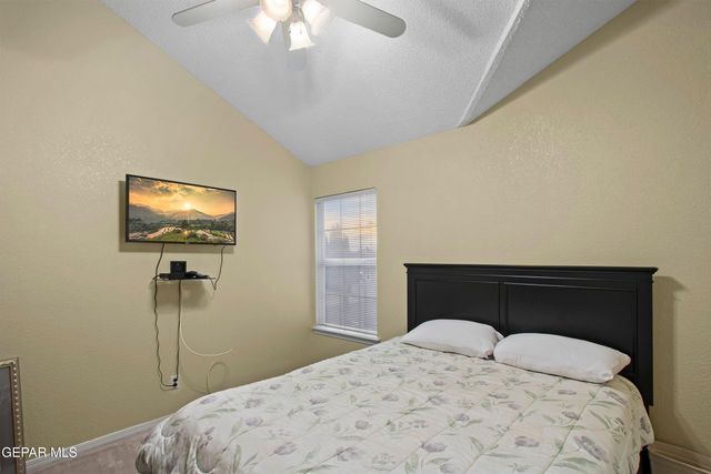 1984 Paseo Granada Ln Lane, El Paso, TX 79936