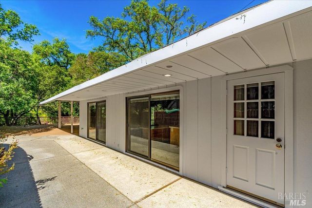 840-845 Horn Ave, Glen Ellen, CA 95442