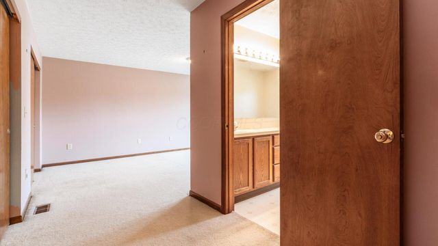 785 Midway Drive, Newark, OH 43055
