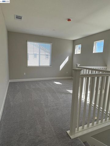 254 Mindy Way, Pittsburg, CA 94565