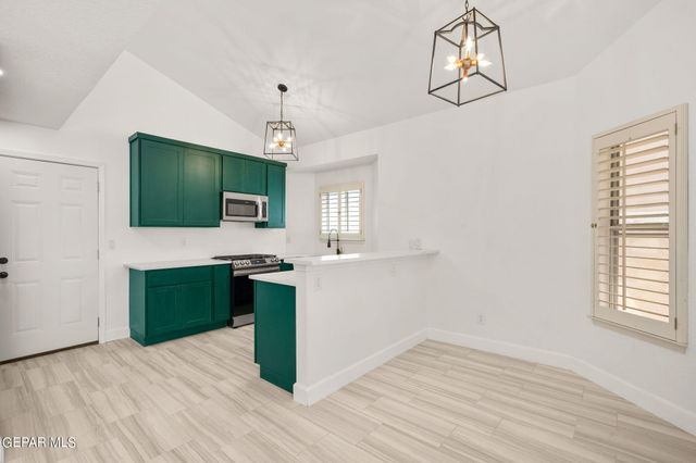 11309 LOMA LINDA Circle, El Paso, TX 79934