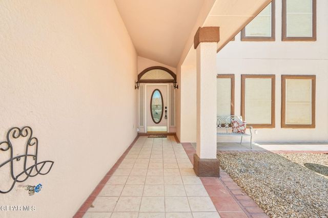 11309 LOMA LINDA Circle, El Paso, TX 79934
