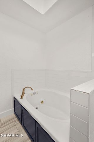 11309 LOMA LINDA Circle, El Paso, TX 79934